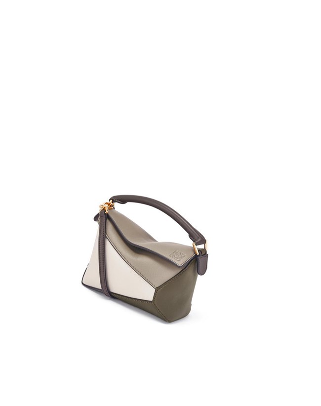 Loewe Mini Puzzle Edge in nappa calfskin Laurel Green / Light Oat | NJUQ-97241